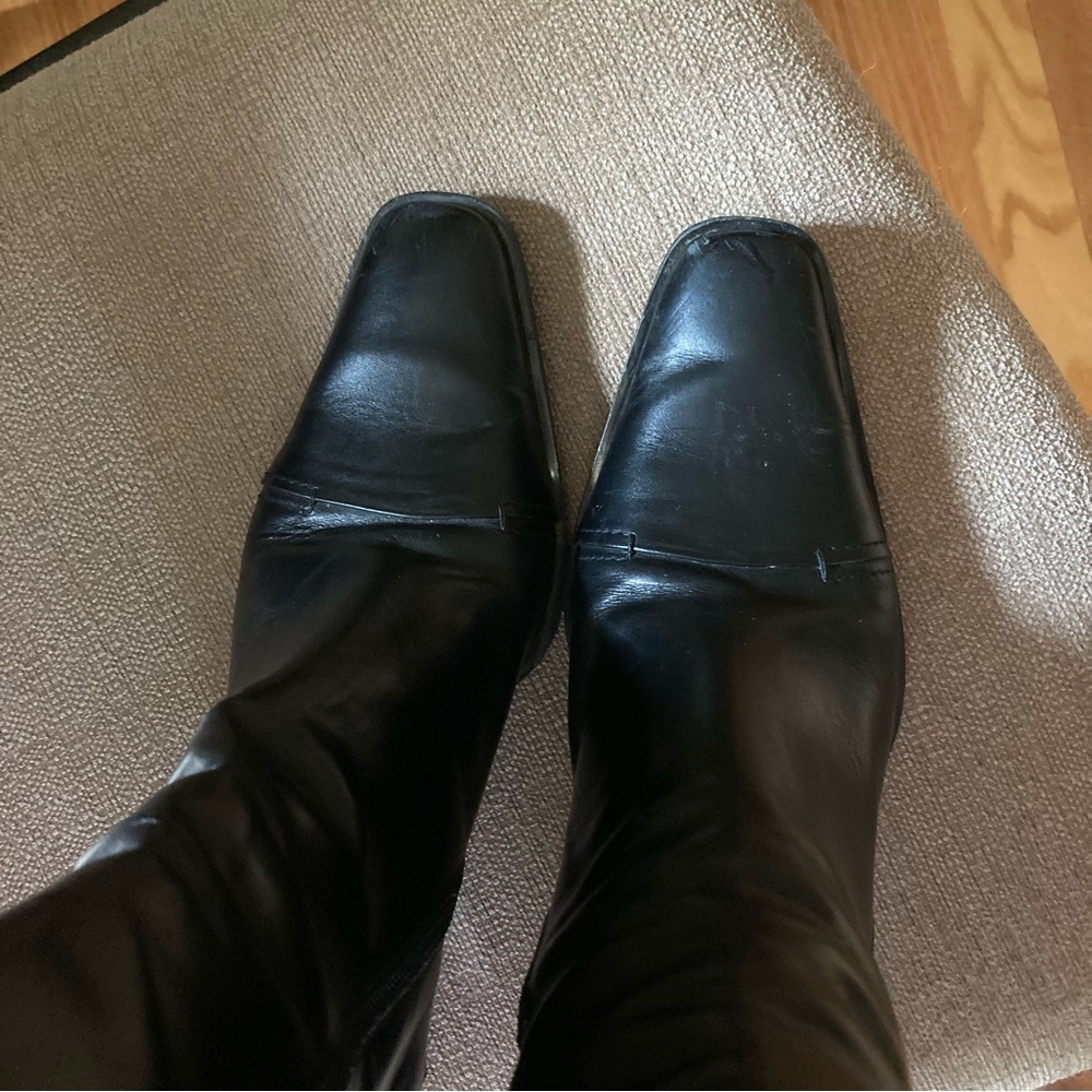 Joan & David Black Leather Boots - Picture 2 of 7